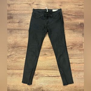 rag & bone zipper black capri size 26 in Cotswald